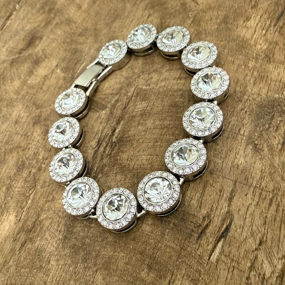 Rhinestone Silver Toned Halo Link Bracelet - Picture 3 of 6
